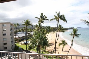 Condo, 2 Bedrooms | Property grounds
