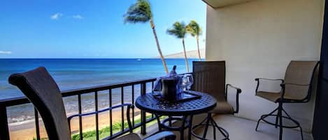 Condo, 1 Bedroom | Outdoor dining