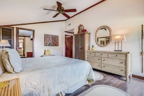 Condo, 2 Bedrooms