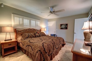 1 bedroom, free WiFi - Kihei Beach, #506^ 1 Bedroom Condo by RedAwning (Kihei)