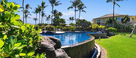 Condo, 3 phòng ngủ | Hồ bơi