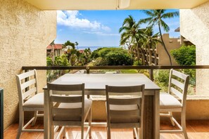 Condo, 1 Bedroom | Outdoor dining