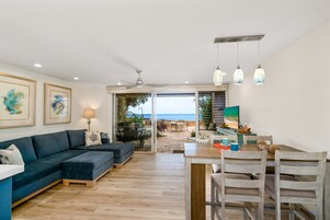 Condo, 2 Bedrooms | Living area