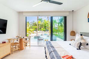 Standard Studio, 1 King Bed, Partial Lake View | In-room safe, individually furnished, desk, iron/ironing board - Central Park Lagunas By Sandy Powerful (Tulum)