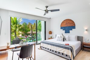 Standard Studio, 1 King Bed, Lagoon View | In-room safe, individually furnished, desk, iron/ironing board - Central Park Lagunas By Sandy Powerful (Tulum)