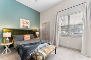 1 bedroom, desk, iron/ironing board, WiFi