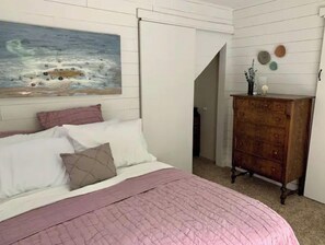 3 Schlafzimmer, Schreibtisch, Bügeleisen/Bügelbrett, WLAN