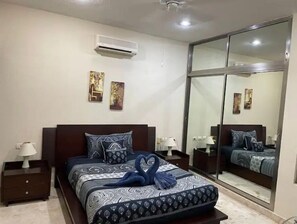 3 slaapkamers, een bureau, een strijkplank/strijkijzer, gratis wifi