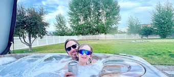 Hidden Gem for Skiing, Fishing, Hiking, Views