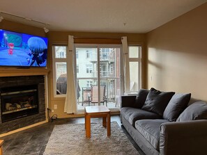 Smart-TV, Kamin
