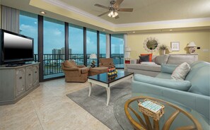 TV - Sun-Soaked Beach Front Condo! (Orange Beach)