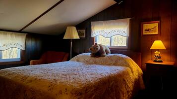 3 bedrooms, bed sheets