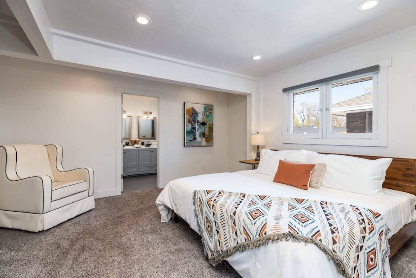 4 dormitorios, escritorio, tabla de planchar con plancha y wifi gratis