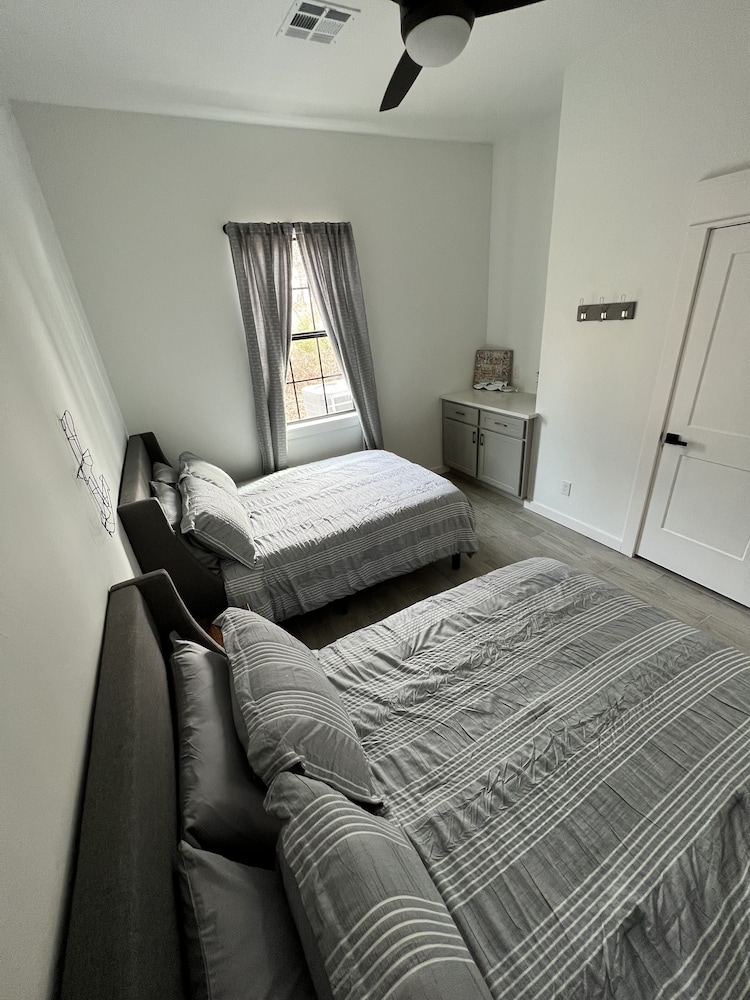 Don't Miss this Unbelievable View of Lake Eufaula in DuchessCreek/Porum