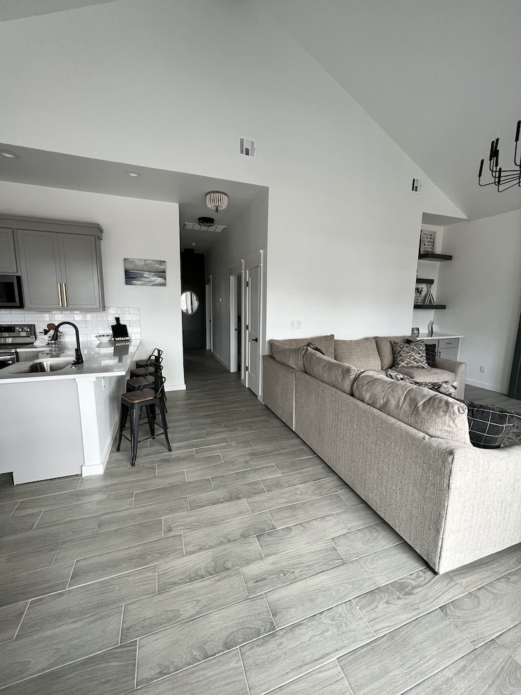 Don't Miss this Unbelievable View of Lake Eufaula in DuchessCreek/Porum