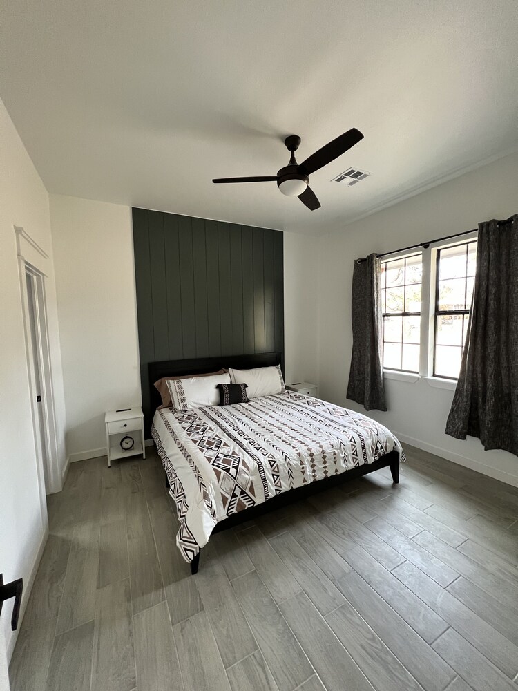 Don't Miss this Unbelievable View of Lake Eufaula in DuchessCreek/Porum