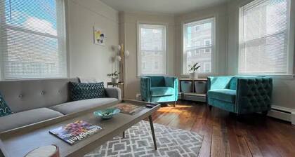 Relaxing & Spacious 2BR in Federal Hill