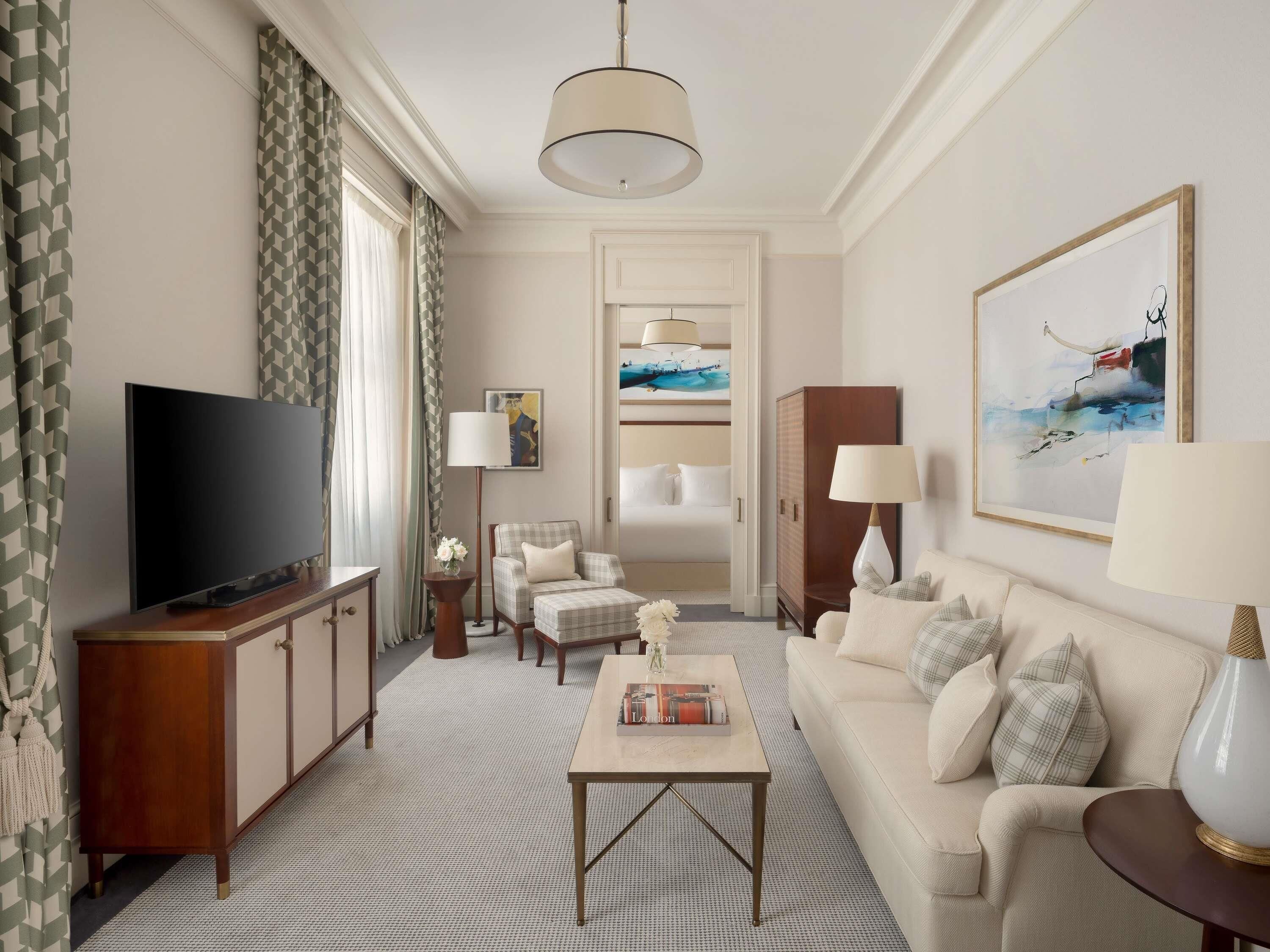 Suite (Westminister)