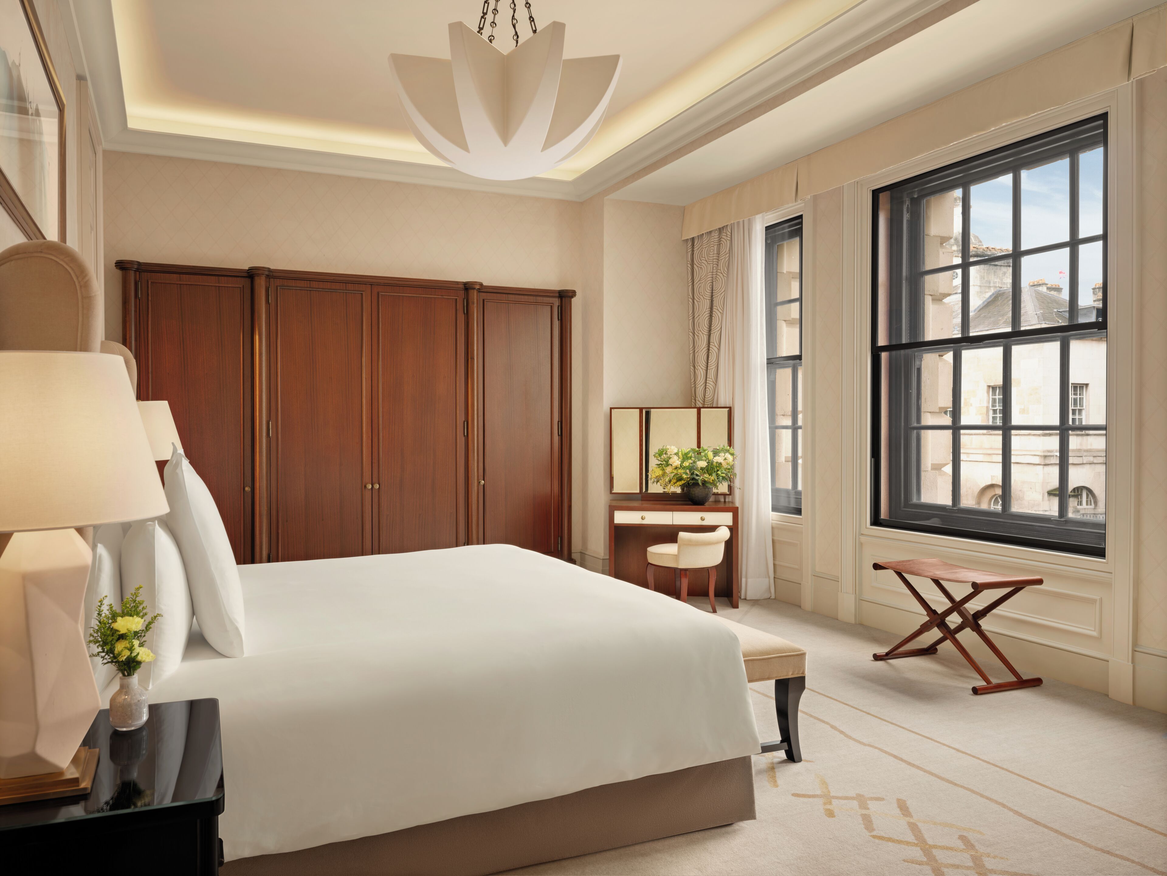 Suite, Corner | Premium bedding, down comforters, memory foam beds, minibar