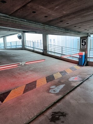 Parkering (EUR 7 per natt)