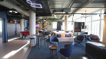 Kawasan tempat duduk lobi