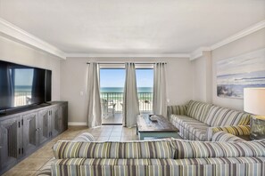 콘도, 침실 2개, 바다 전망 (SU0501) | 거실 공간