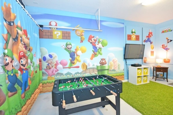 House, 5 Bedrooms | Children's area