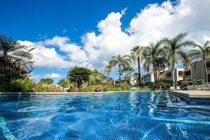 Pool - Palms at Wailea Two Bedrooms - Garden View by Coldwell Banker Island Vacations (Kihei)