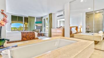 Condo, 2 Bedrooms | Bathroom | Towels