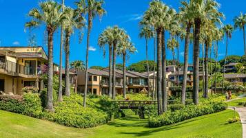 Condo, 2 Bedrooms | Exterior