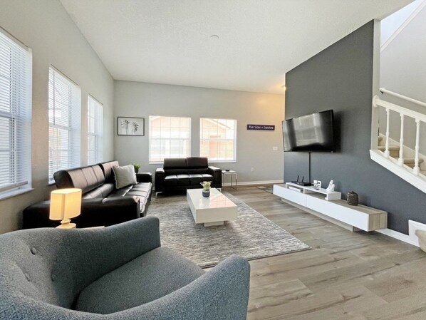 Townhome, 4 Bedrooms | Living area