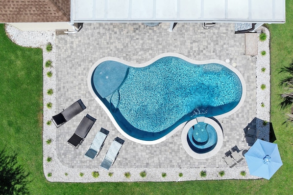Beheizter Pool