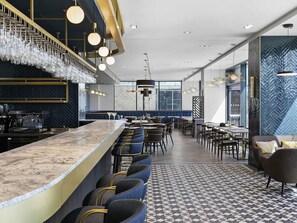 Bar (in der Unterkunft)