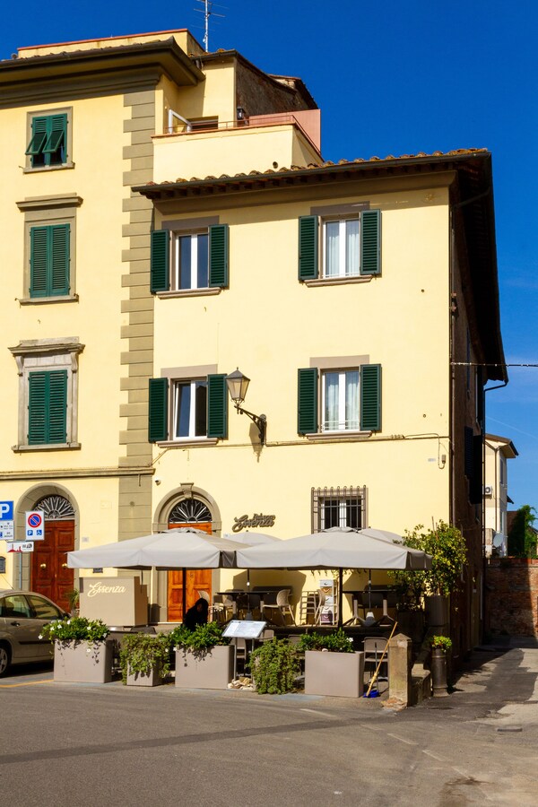 Palazzo Essenza - San Miniato