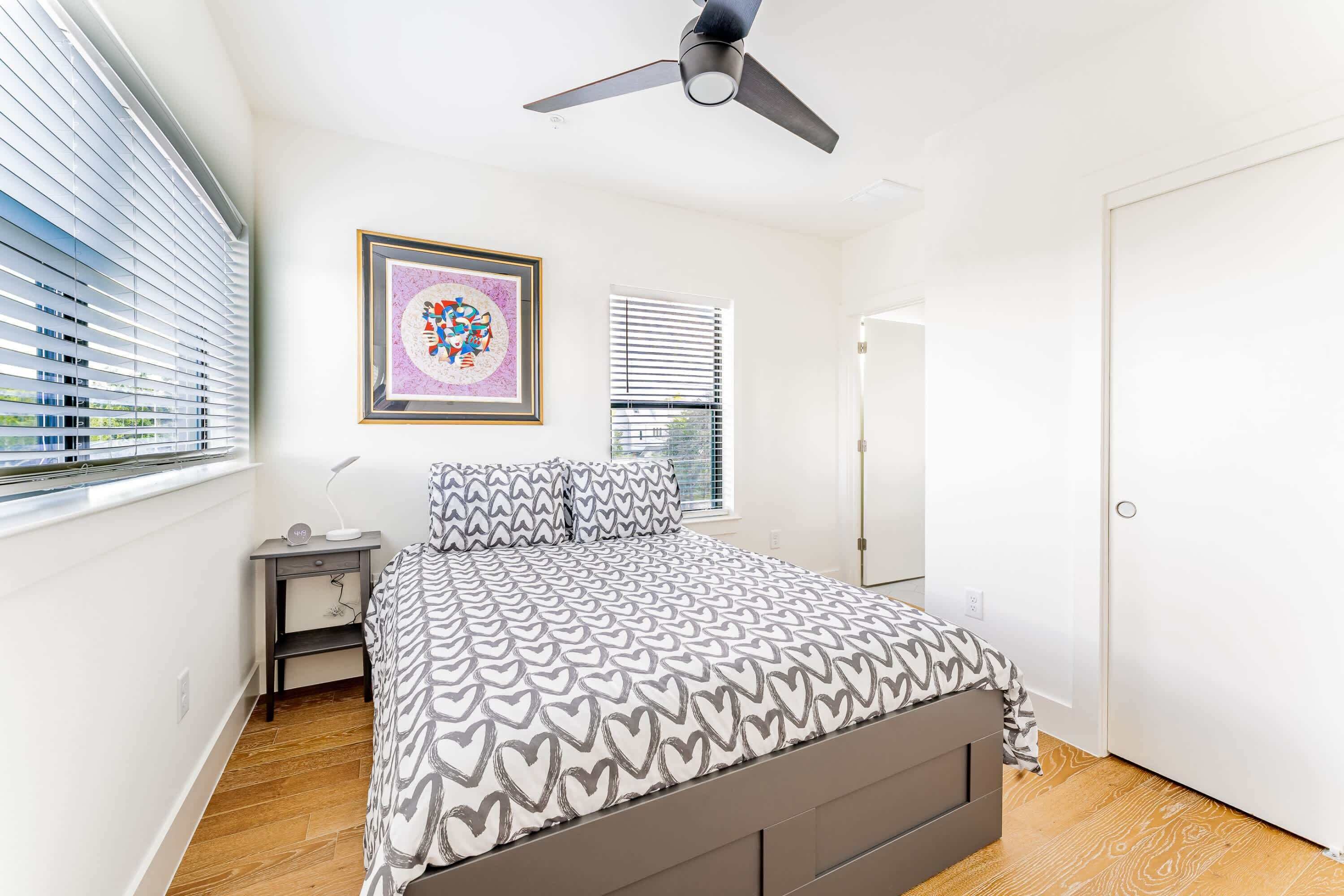 3 bedrooms, desk, iron/ironing board, WiFi