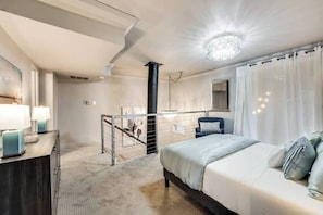 2 chambres, fer et planche à repasser, accès au Wi-Fi (inclus)