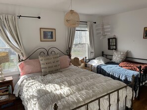 4 habitaciones, escritorio, cuna de viaje y wifi gratis 
