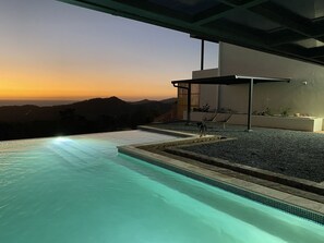 Udendørs pool