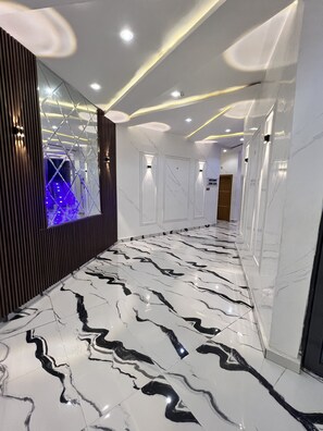 Baranes a les escales