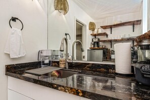 Condo, 1 Bedroom | Private kitchen | Fridge, coffee/tea maker, toaster, cookware/dishes/utensils - Big Island Kona Islander by Coldwell Banker Island Vacations (Kailua-Kona)