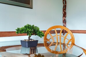 Interior - Big Island Kona Plaza by Coldwell Banker Island Vacations (Kailua-Kona)