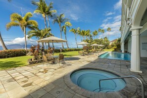 Studio | Pool - Lahaina Shores #218 Condo (Lahaina)