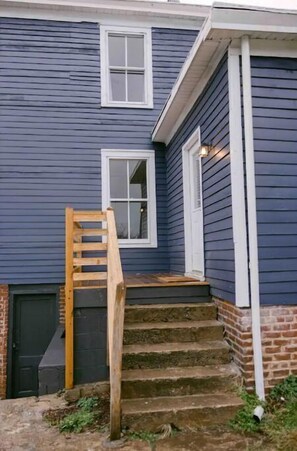 Exterior detail - Historic Home- Walking Distance to Downtown (Lynchburg)