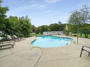 Cabin, 2 Bedrooms | Pool - Lighthouse - Q991 Near Sandy Gorgeous Ogunquit Beach 2 Bedroom Cabin by RedAwning (Cape Neddick)