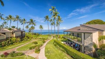 Condo, 2 Bedrooms | Exterior