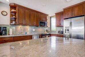 Private kitchen - Wailea Elua, #1404 2 Bedroom Condo by RedAwning (Kihei)