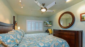 Unclassified image, 5 of 29, button - Makena Surf, #e-202 2 Bedroom Condo by RedAwning (Kihei)