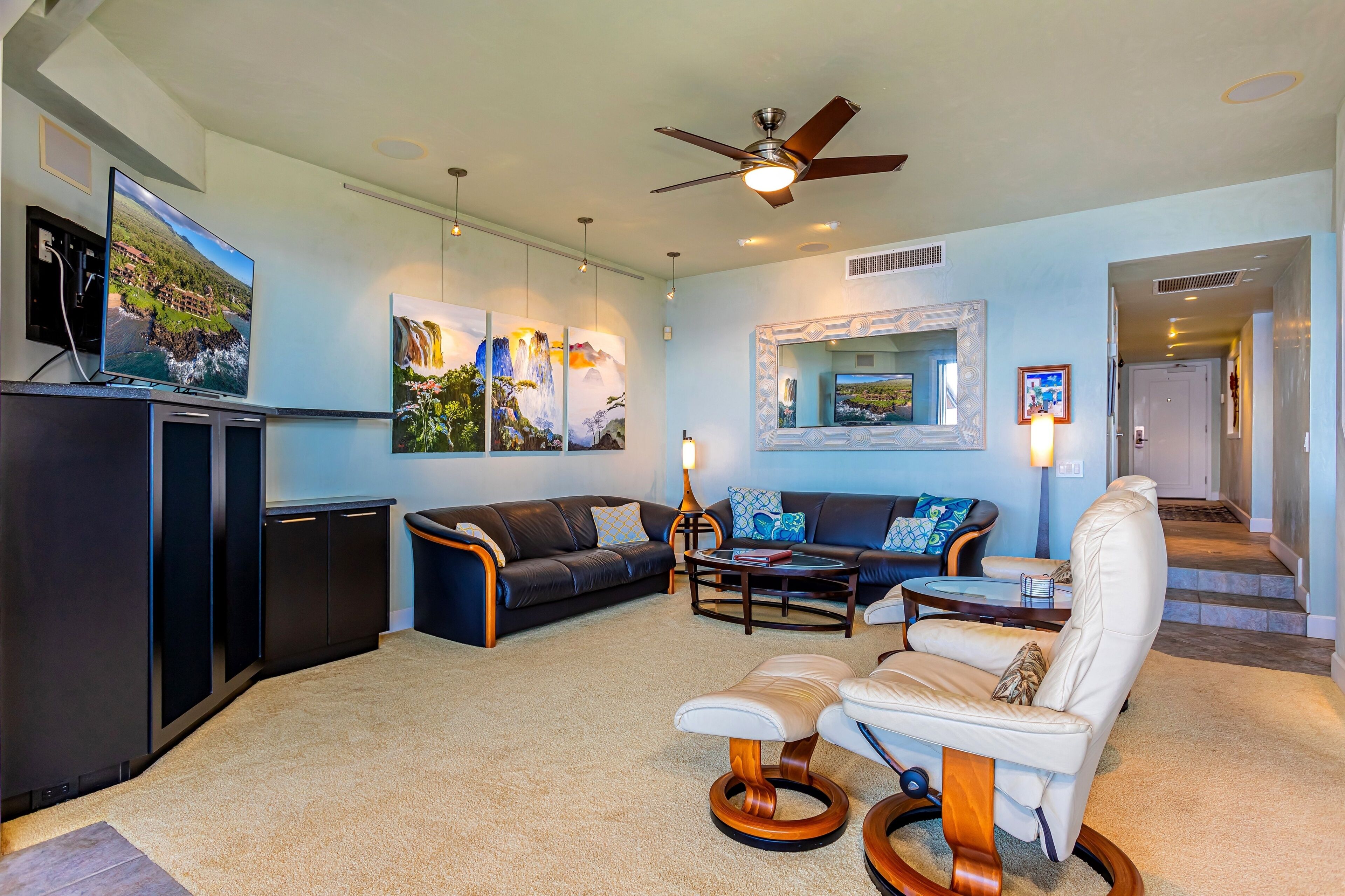 Condo, 2 Bedrooms | Living area | Smart TV