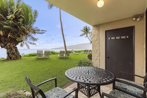 Condo, 2 Bedrooms | Outdoor dining