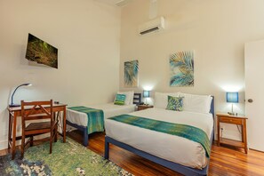 Condo, 2 Bedrooms